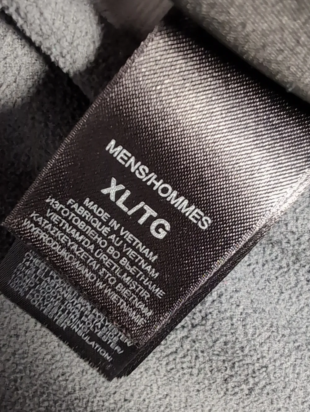The North Face Trinity Reversible Puffer Fleece Vest Size XL in TNF Black/Gray